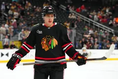 Teuvo Teräväinen petades i Chicago Blackhawks NHL-premiär. Foto: Stephen R. Sylvanie-Imagn Images