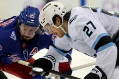 Barrett Hayton blir kvar i Utah Mammoth efter New Jersey Devils offer sheet. Foto: Brad Penner-Imagn Images