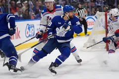 William Nylander riskerar att missa mötet med San Jose Sharks. Foto: John E. Sokolowski-Imagn Images