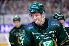 Victor Ejdsell saknades på Färjestads träning.