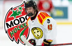 Viivi Vainikka väljer att starta säsongen i MoDo Hockey.