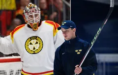 Erik Källgren och Brynäs målvaktstränare Anthon Hansson.