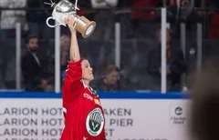 Michelle Karvinen blir kvar i PWHL.