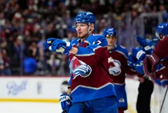 Valerij Nitjusjkin får lämna Colorado Avalanche – ny klubb blir Columbus Blue Jackets. Foto: Ron Chenoy-Imagn Images