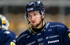Pavol Regenda stod för en assist direkt i sin HV71-debut.