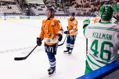 Hugo Gustafsson firar sitt 2-2-mål. 
Foto: Bildbyrån