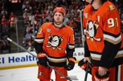 Mason McTavish ser ut att vara på väg bort från Anaheim Ducks. Foto: Corinne Votaw-Imagn Images