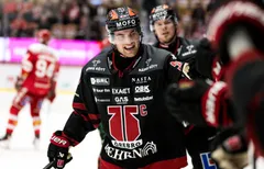 Glenn Gustafsson stannar i Örebro.