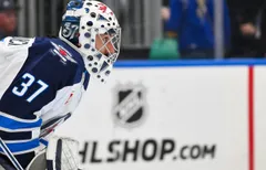 Connor Hellebuyck i Winnipeg Jets.
