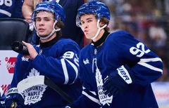 Gavin McKenna debuterade för Toronto Maple Leafs i natt.