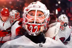 Brandon Bussis långa hockeyresa har tagit honom ända till Stanley Cup-finalen. Foto: Imagn Images & AP Photo (montage)