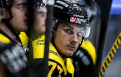 Oscar Birgersson stannar i Västerås.