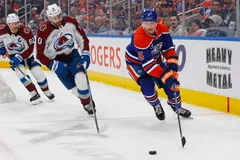 Connor Murphy blir kvar i Edmonton Oilers. Foto: Perry Nelson-Imagn Images