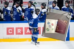 Oliver Eklind lämnar Sverige för spel i Slovakien.