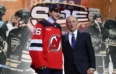 Alexander Command valdes som tolfte spelare i NHL-draften 2026.
