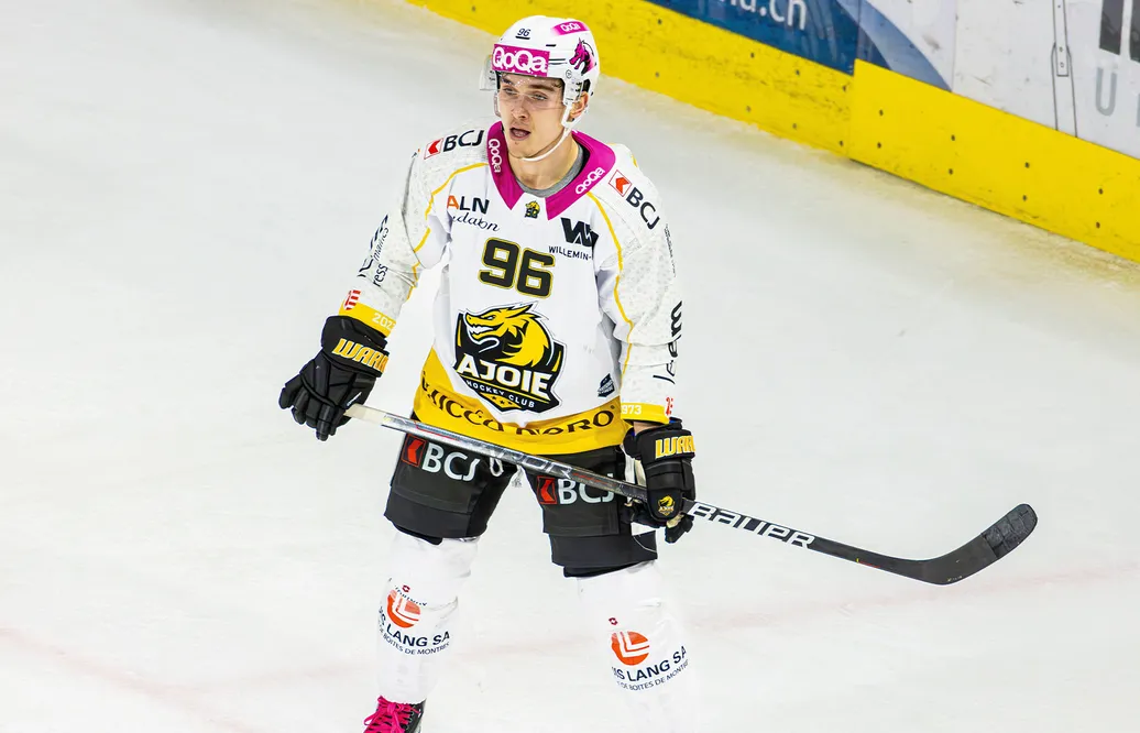 Dmytro Timashov klar för Sotji i KHL