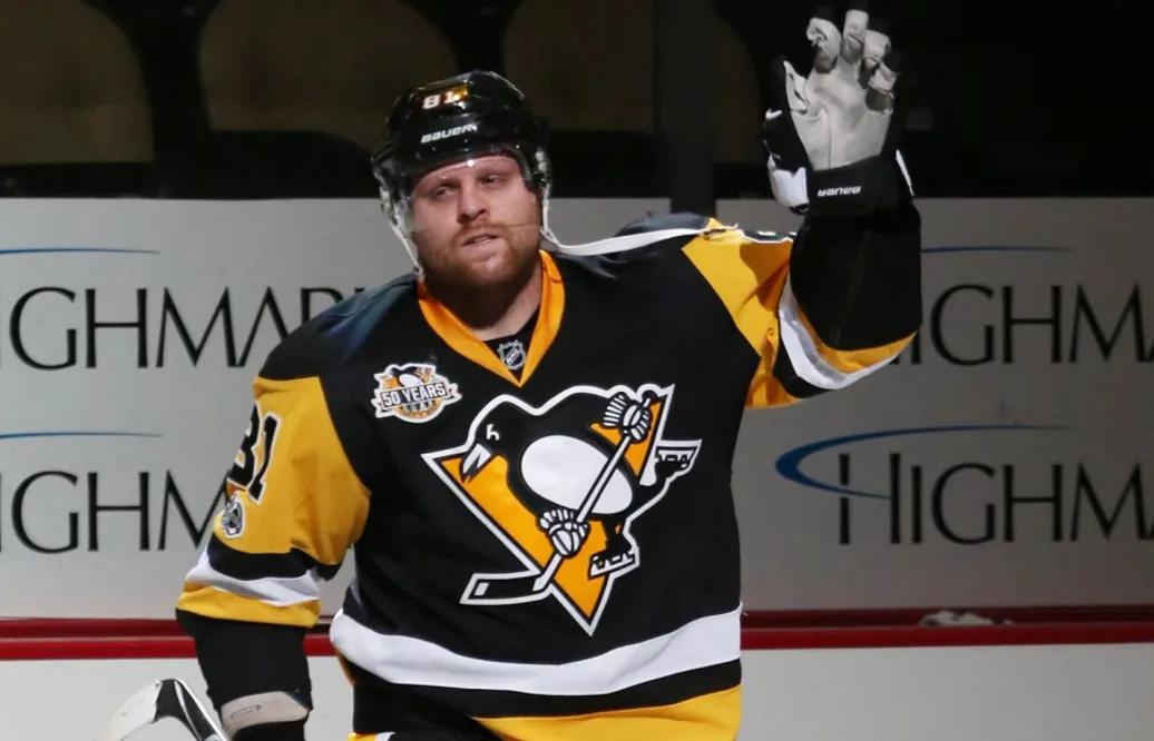 Skjuter ned trejdryktena kring Pittsburghs stjärna