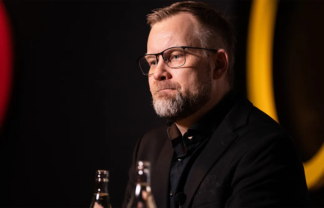 Mikko Manners första ord: "Grämer mig"