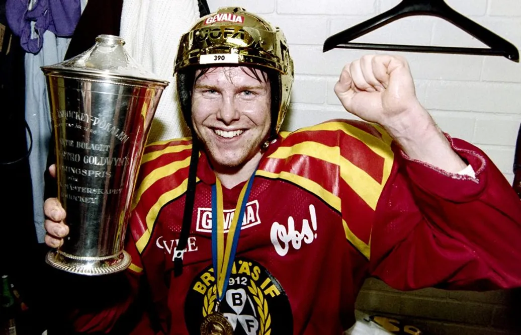 Brynäs hyllar guldmålskytten från 1993