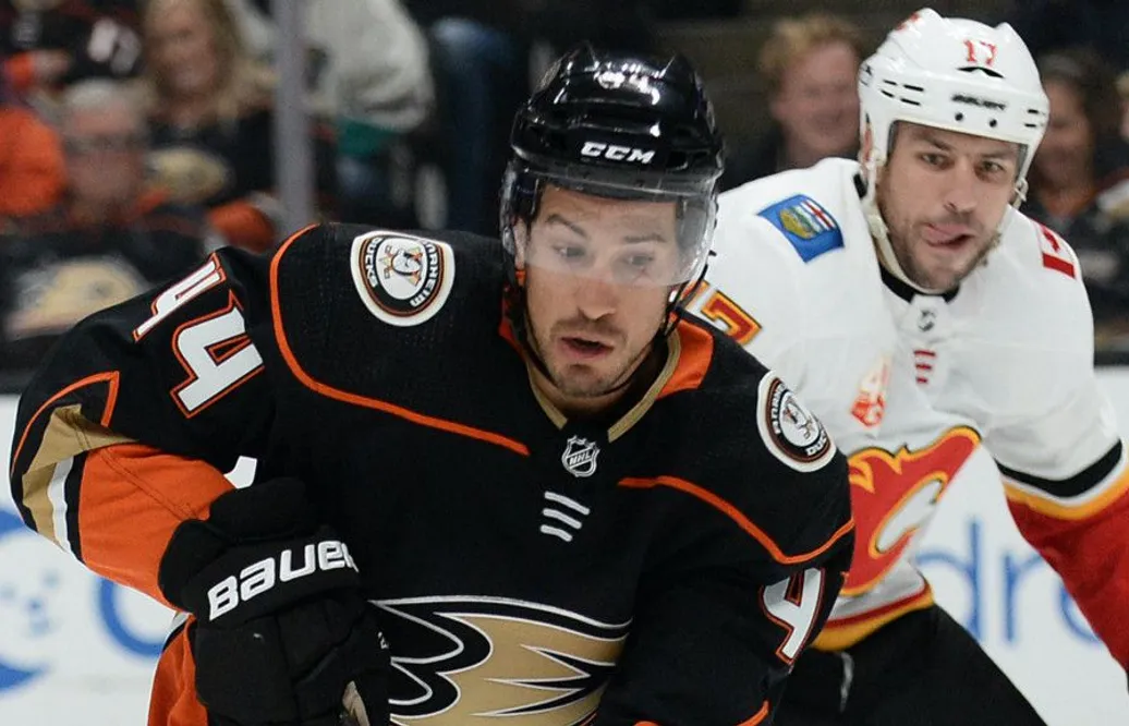 Forna storlöftet får try out-kontrakt med NHL-klubben
