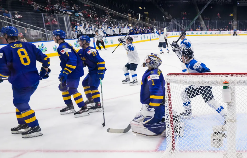 Juniorkronorna förlorade semifinalen mot Finland