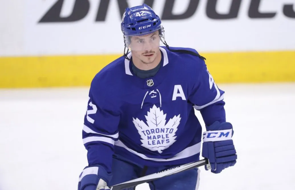 Efter nio säsonger i Toronto – nu flyttar centern vidare