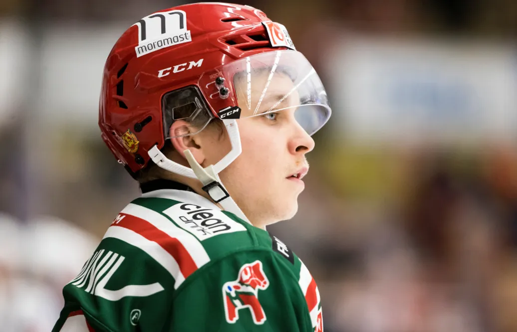 Nils Thomasson förlänger med Tingsryds AIF