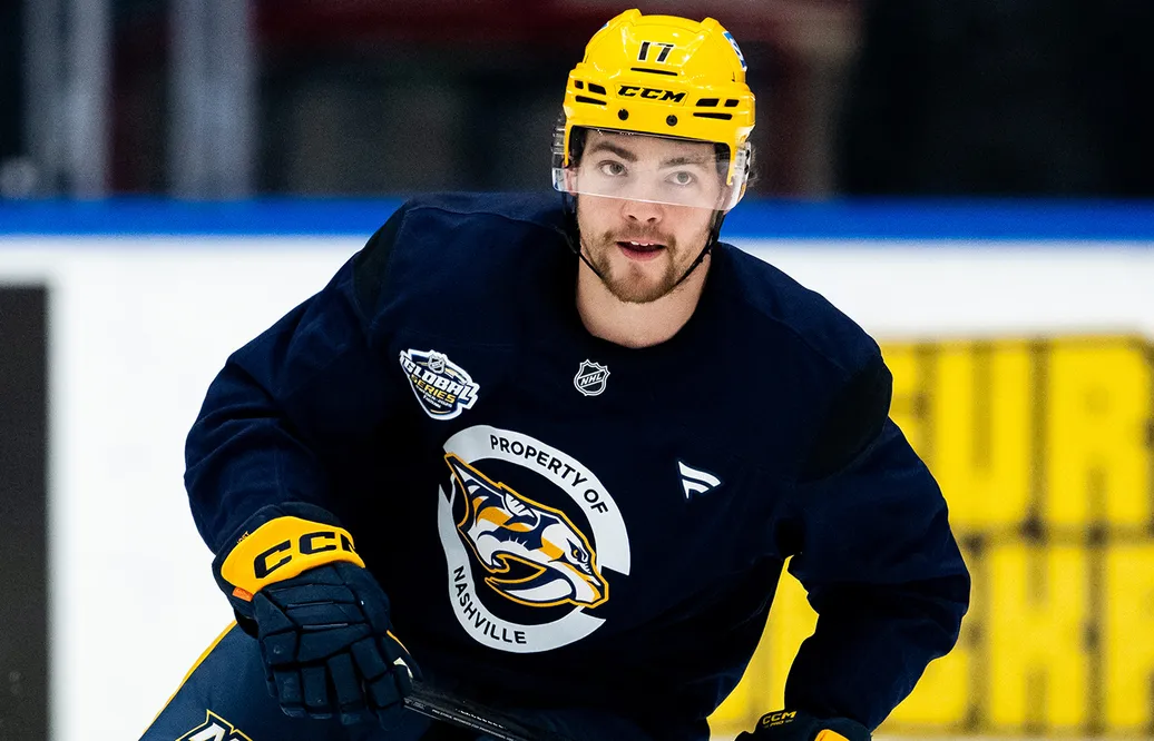 Tyson Jost stannar i Nashville – men bara på tryout. 