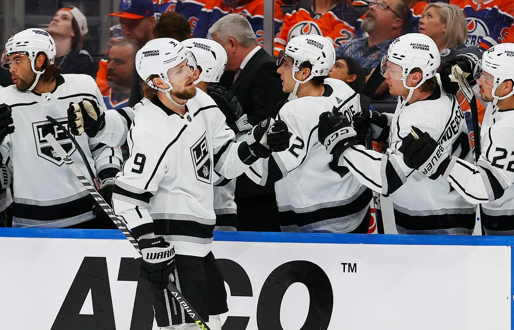 Seger för Los Angeles – steg åt rätt håll mot Nashville