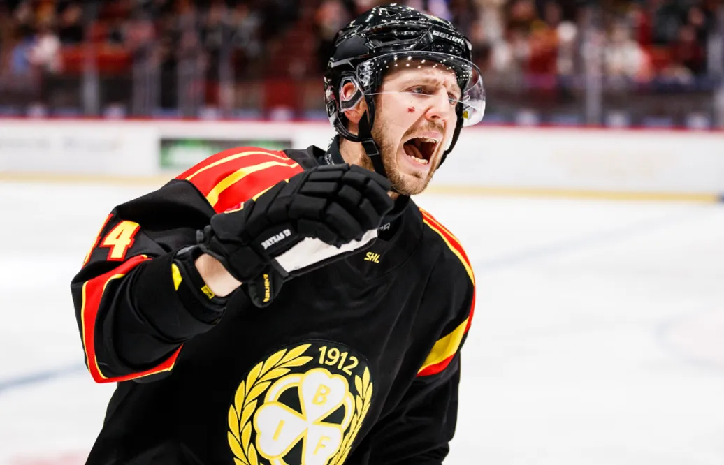 Jacob Blomqvist följer med Brynäs ner till HockeyAllsvenskan