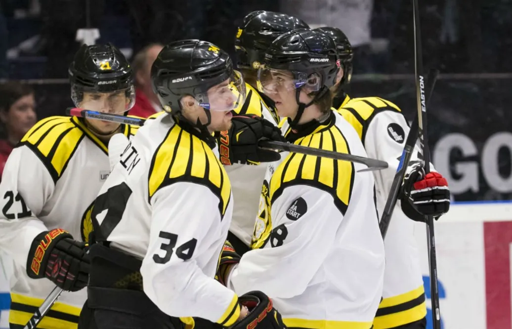 Brynäs-löfte provspelar för KHL-lag