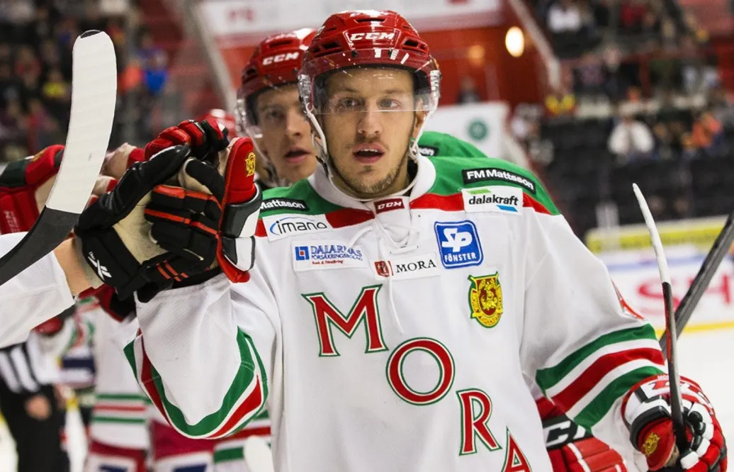 Mora-ikonen lämnar klubben – kan hamna i Södertälje