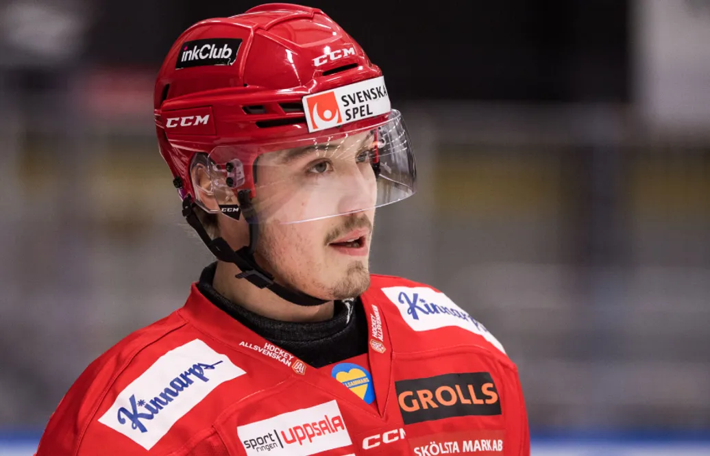André Astley Rydberg stannar i Almtuna resten av säsongen