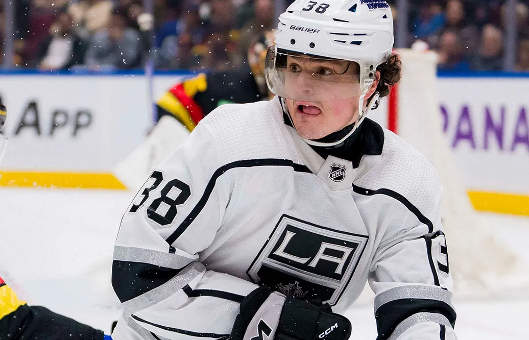 Los Angeles Kings förlänger med Alex Turcotte