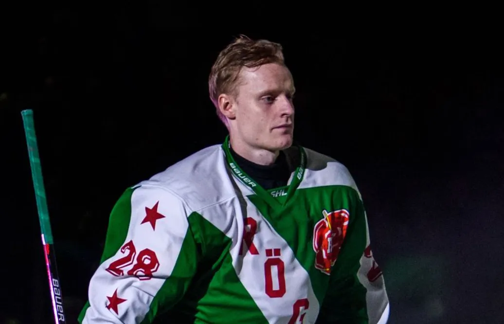 Tvåvägscentern förlänger: "En av SHL:s bästa"