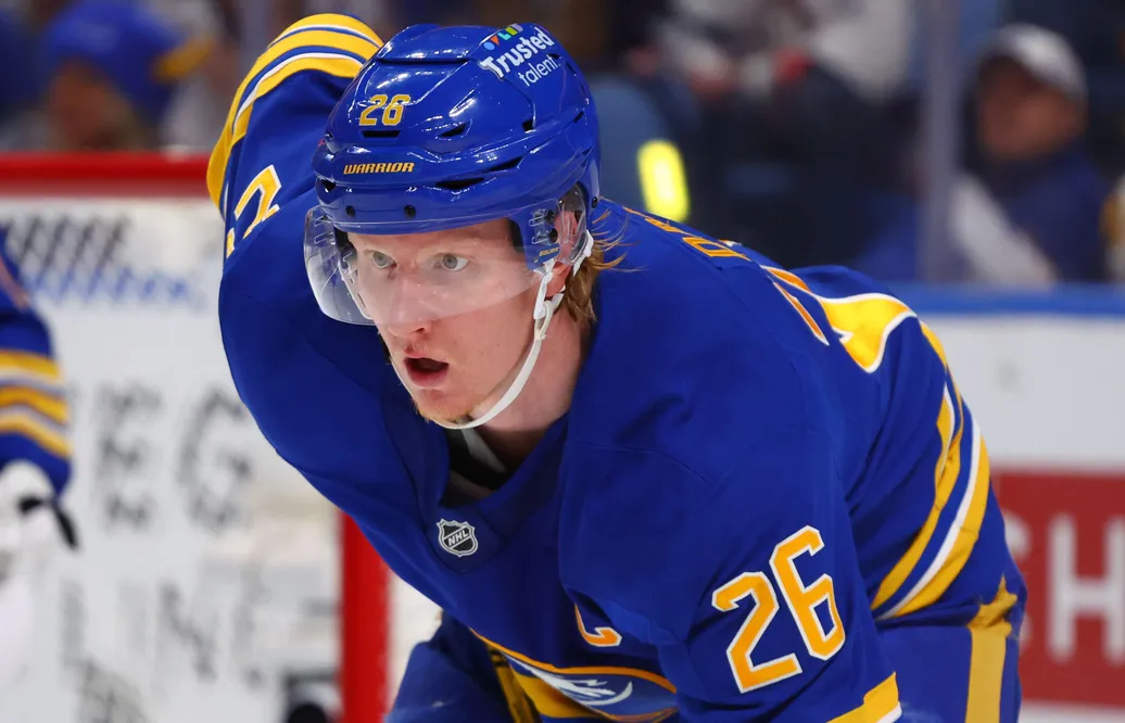 Rasmus Dahlin missar minst en match. Foto: AP Photo/Jeffrey T. Barnes