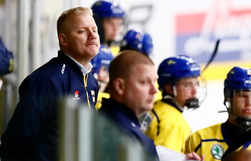 Småkronorna tar ut 46 spelare till träningsläger
