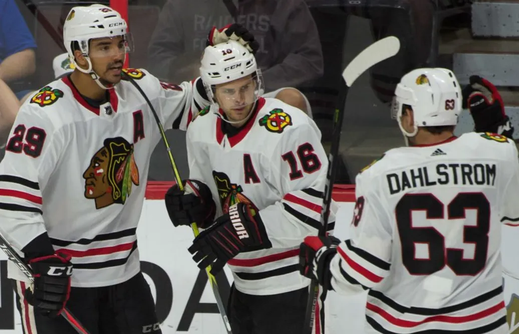 Svensken tillbaka i Blackhawks