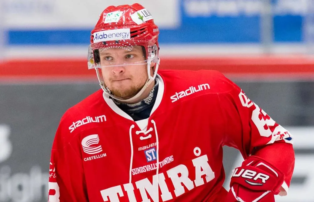 BEKRÄFTAT: Forwarden är klar: ”En bra ålder”
