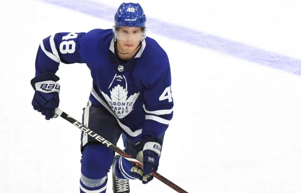 Toronto dumpar slovakisk back – ger ännu en svensk chansen i NHL