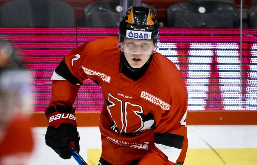 Lämnar SHL-klubben – för spel i Hockeyettan