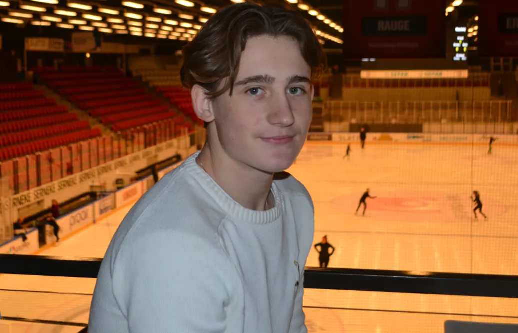Douglas Flygt blev tredje yngst i Hockeyallsvenskans historia