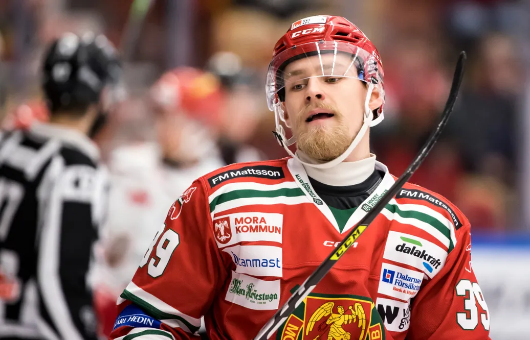 Kristoffer Gunnarsson förlänger med Mora