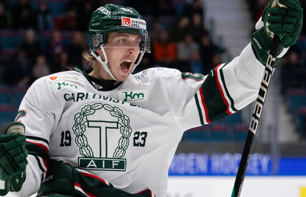 KLART: Simon Åkerström går till AIK