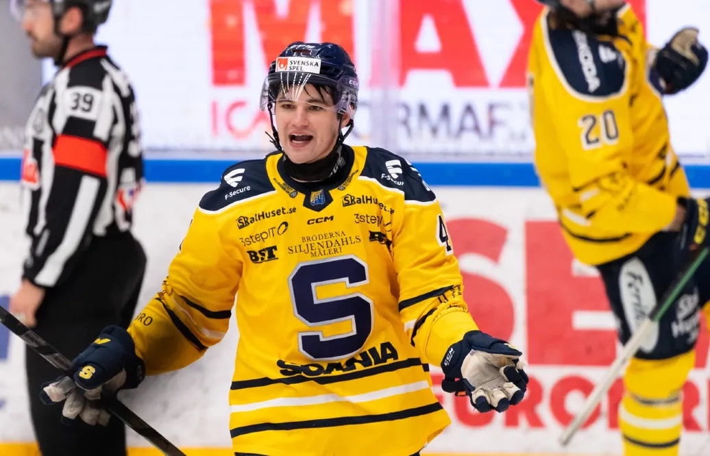 Tidigare Södertäljespelaren Colin Smith byter klubb igen