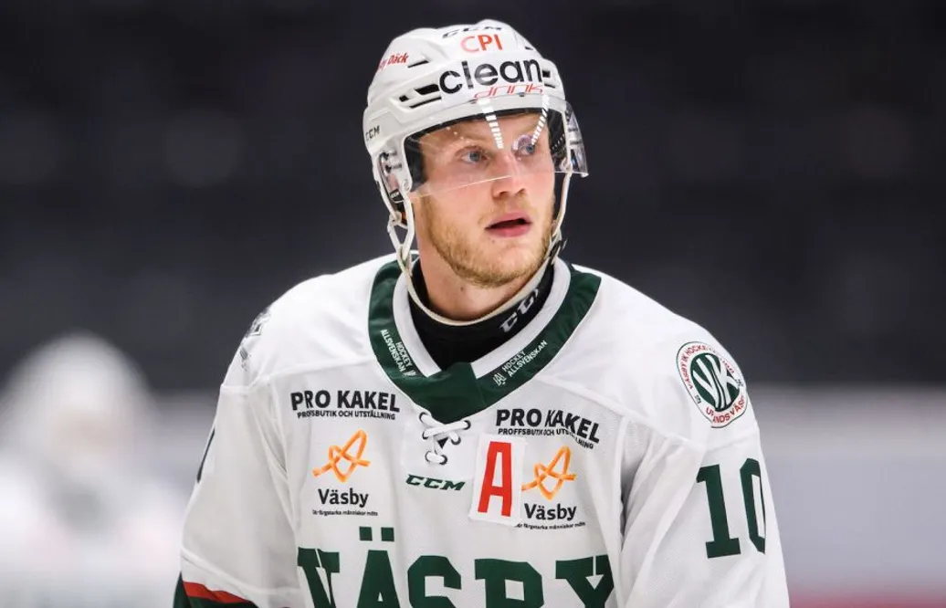 Backen följer med Väsby ner i Hockeyettan – trots fina poängskörden