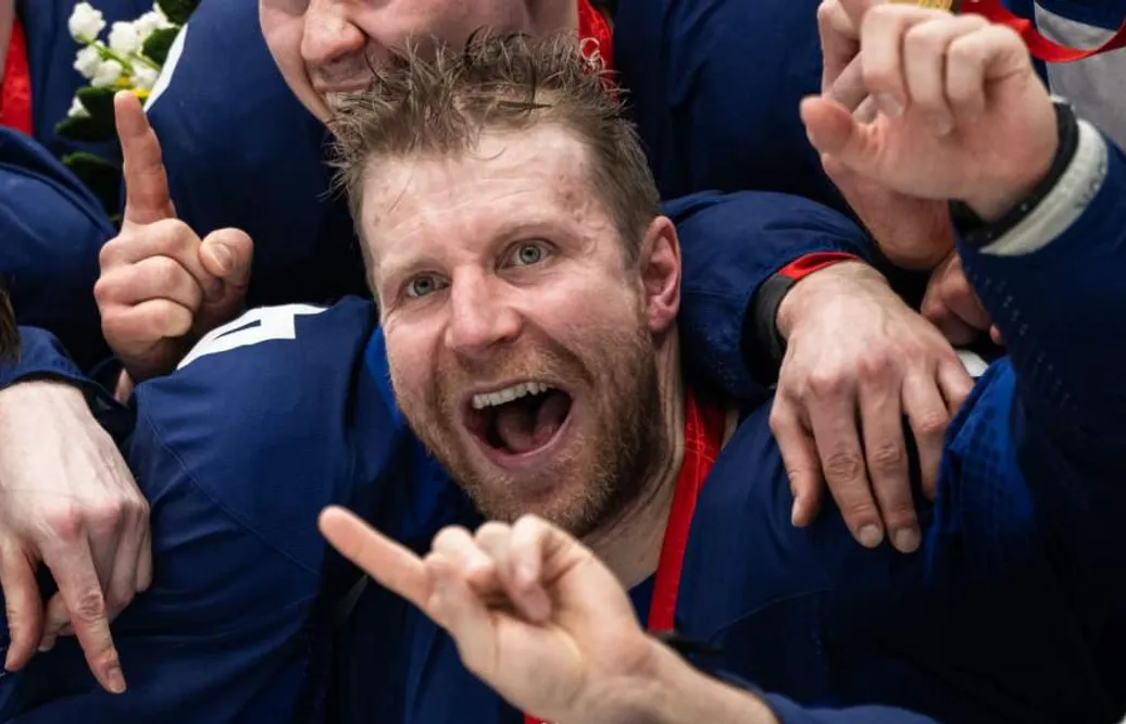 Leo Komarov kritisk till matchstraffet: "Tycker det är hårt dömt"