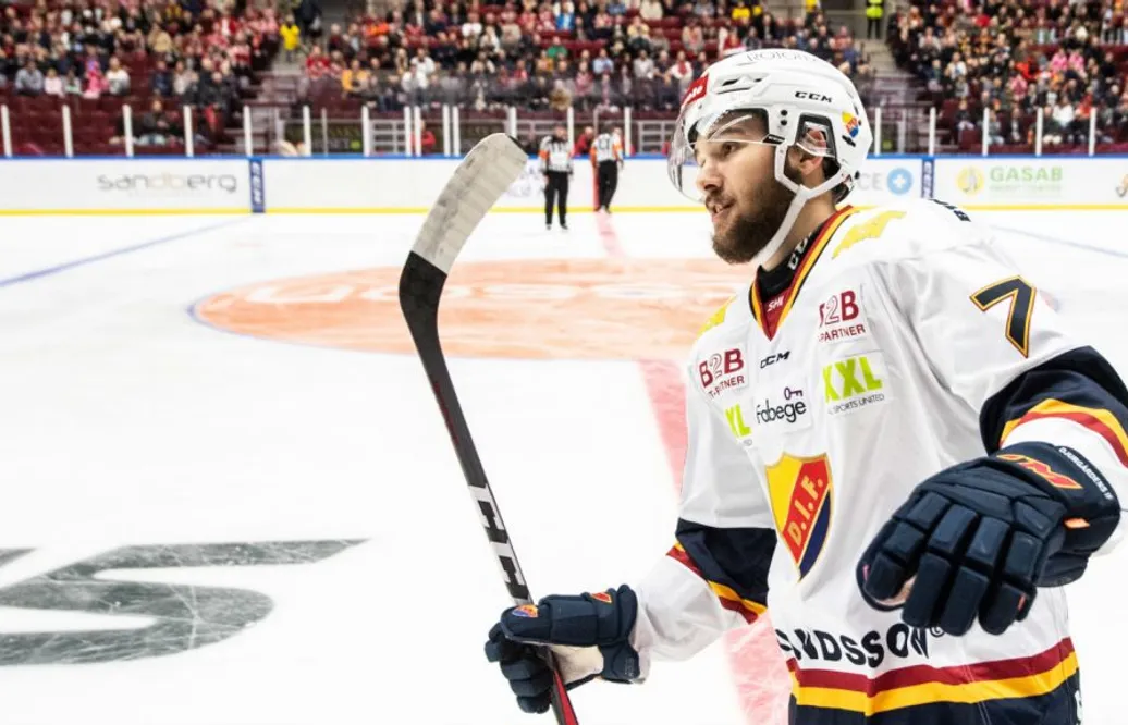 Djurgårdstalangens succéstart – fem mål på fem matcher: ”Han gillar att vara sist på pucken”