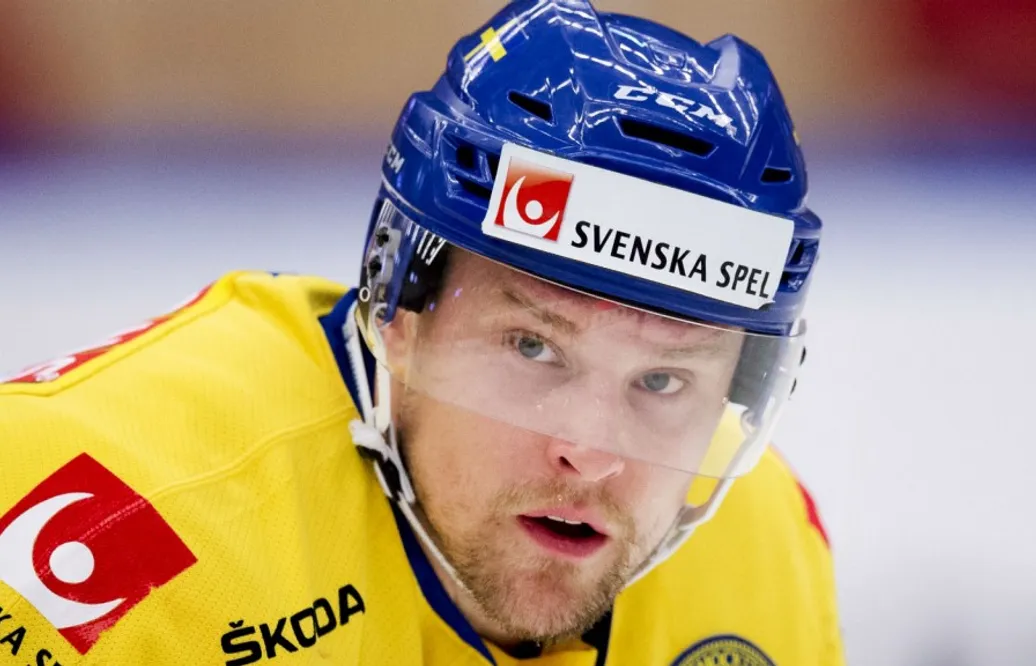 Svenske VM-backen lämnar SHL för KHL