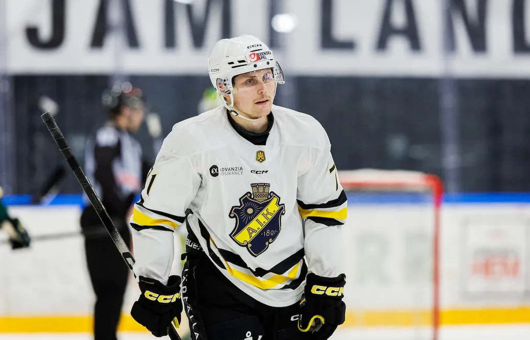 John Dahlström lämnade AIK – ryktas till konkurrenten